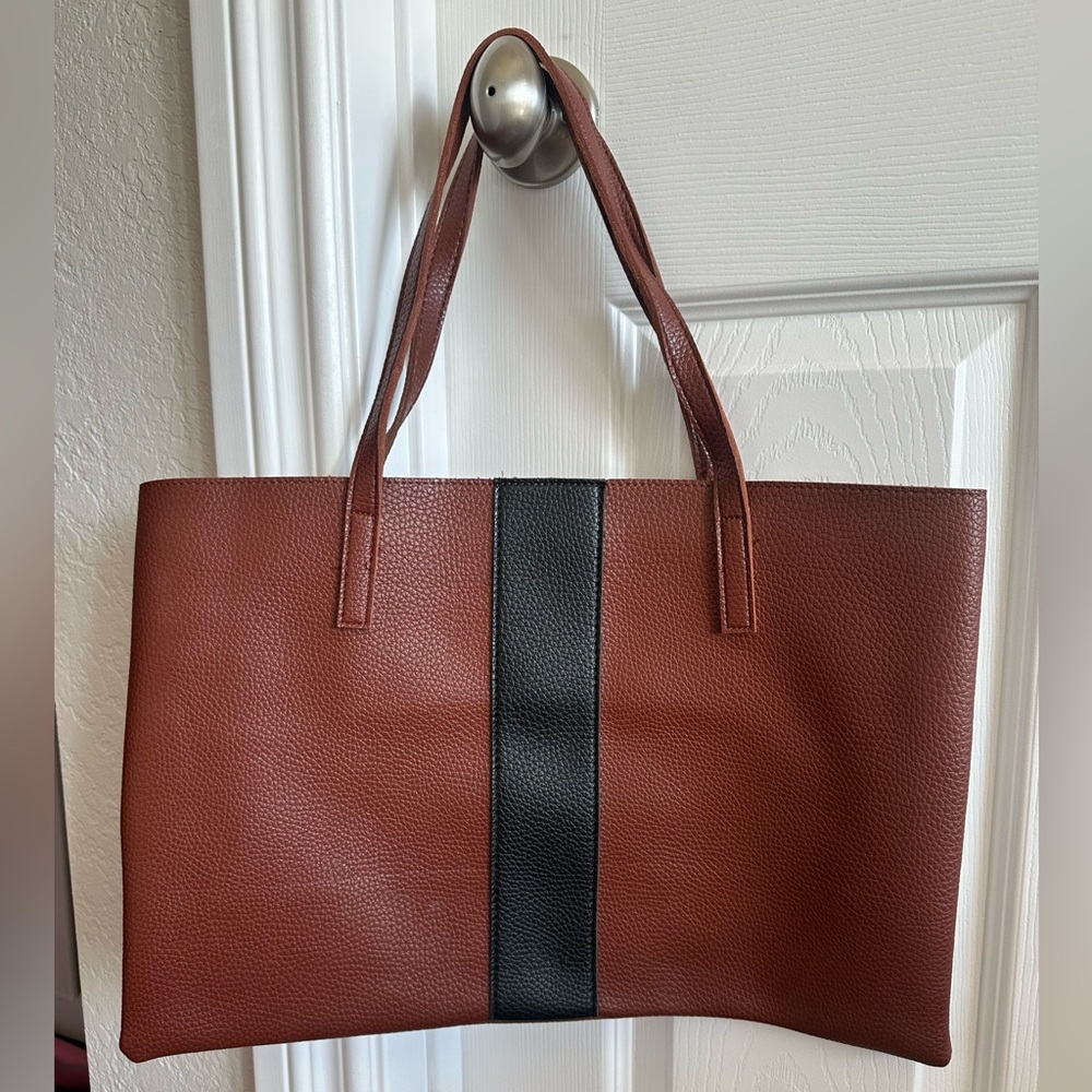 Vince Camuto tote. Barely used.